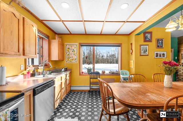 2537 E Carney Road, Wasilla, AK 99654