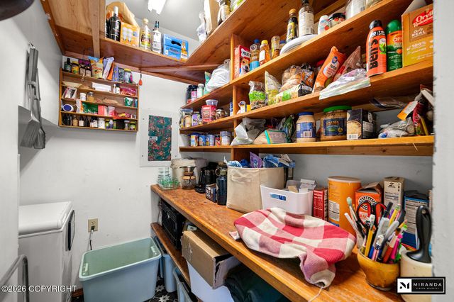 2537 E Carney Road, Wasilla, AK 99654