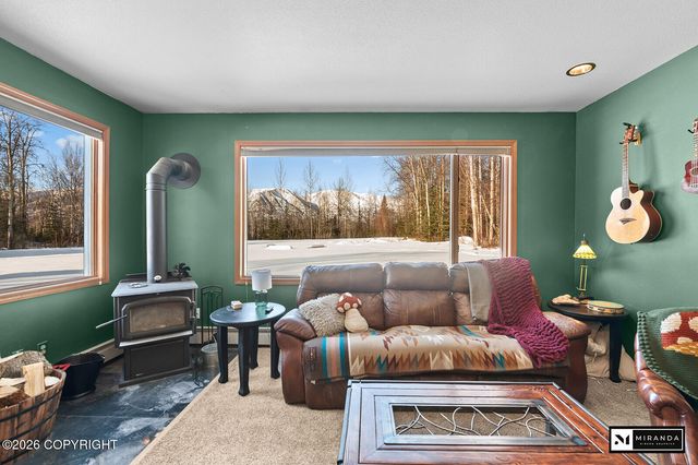 2537 E Carney Road, Wasilla, AK 99654