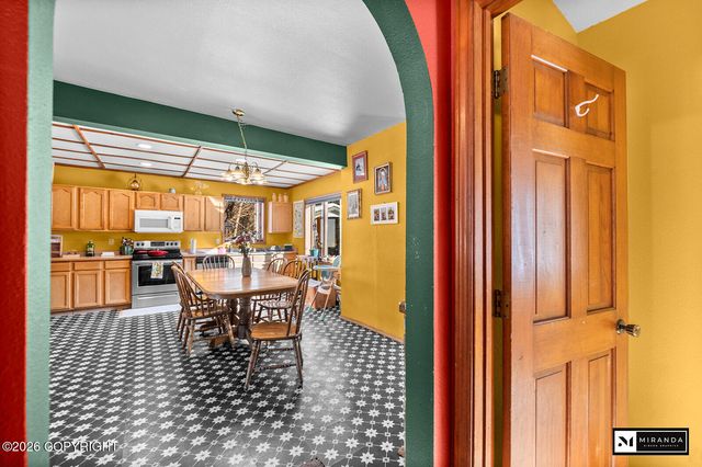 2537 E Carney Road, Wasilla, AK 99654