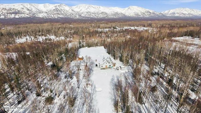2537 E Carney Road, Wasilla, AK 99654
