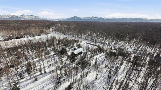 2537 E Carney Road, Wasilla, AK 99654