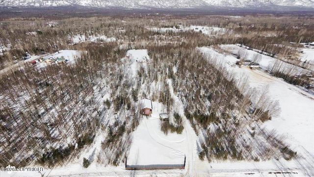 2537 E Carney Road, Wasilla, AK 99654