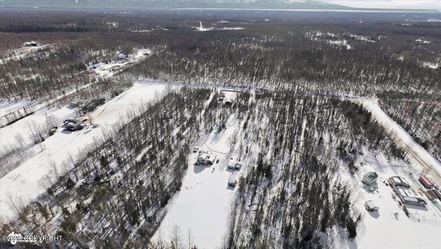 2537 E Carney Road, Wasilla, AK 99654