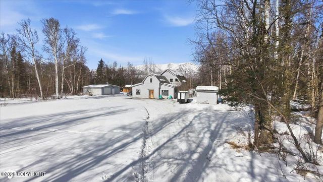 2537 E Carney Road, Wasilla, AK 99654