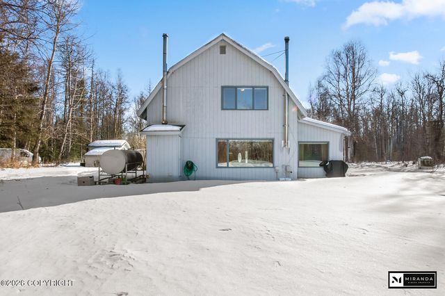 2537 E Carney Road, Wasilla, AK 99654