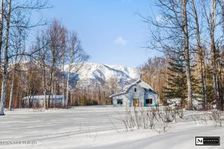 2537 E Carney Road, Wasilla, AK 99654