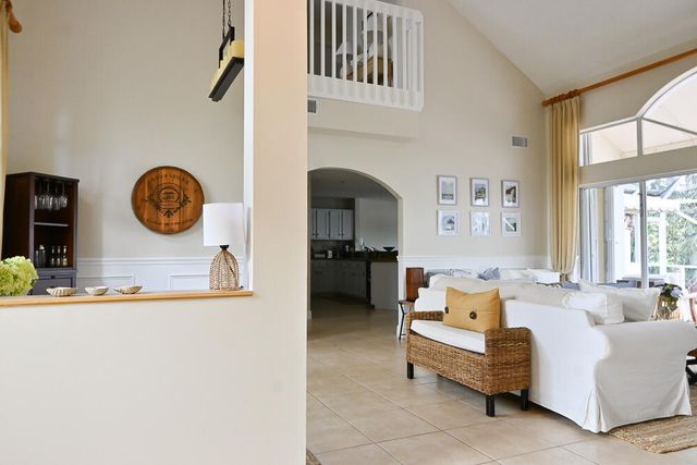 12828 Meadowbreeze Drive, Wellington, FL 33414