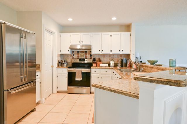 12828 Meadowbreeze Drive, Wellington, FL 33414