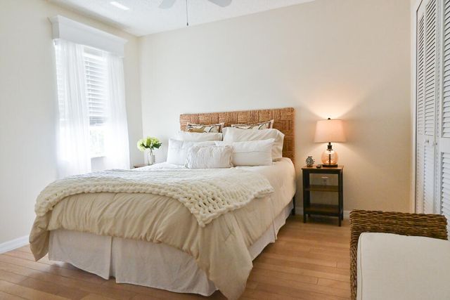 12828 Meadowbreeze Drive, Wellington, FL 33414