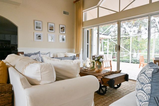 12828 Meadowbreeze Drive, Wellington, FL 33414