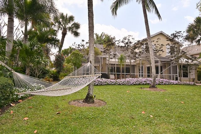 12828 Meadowbreeze Drive, Wellington, FL 33414