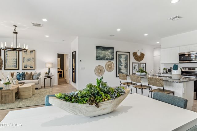 157 S ALMONER Lane, Casa Grande, AZ 85122