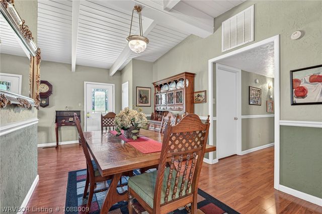 1704 Weeks Lane, Fort Smith, AR 72903