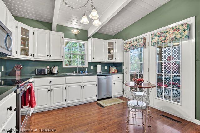 1704 Weeks Lane, Fort Smith, AR 72903