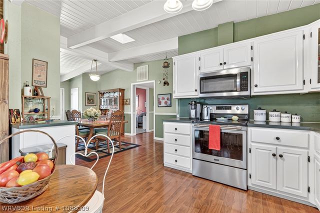 1704 Weeks Lane, Fort Smith, AR 72903