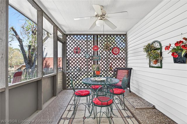 1704 Weeks Lane, Fort Smith, AR 72903