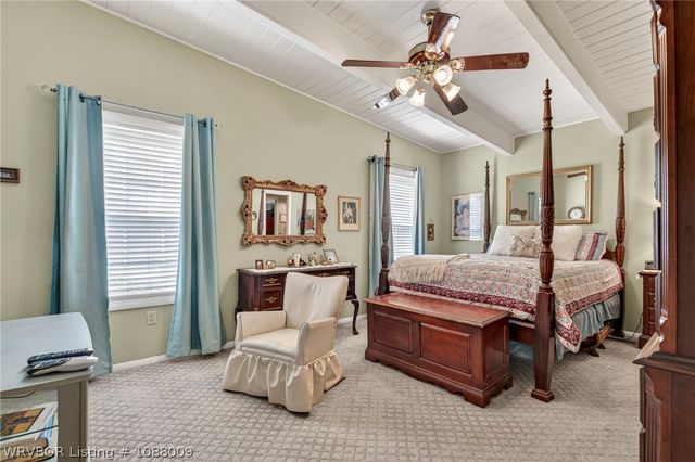 1704 Weeks Lane, Fort Smith, AR 72903