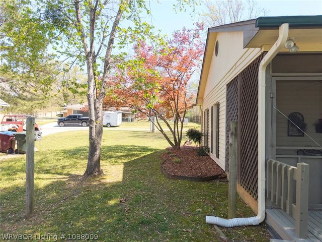 1704 Weeks Lane, Fort Smith, AR 72903