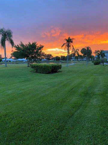 157 Atlantis Boulevard 103, Atlantis, FL 33462