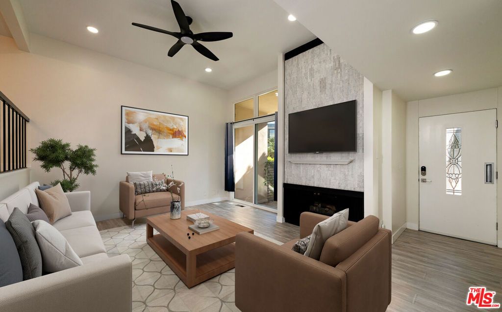 13206 Admiral Avenue F, Marina Del Rey, CA 90292