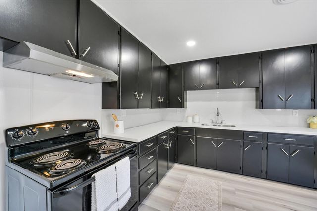 2265 County Road 312, Louise, TX 77455