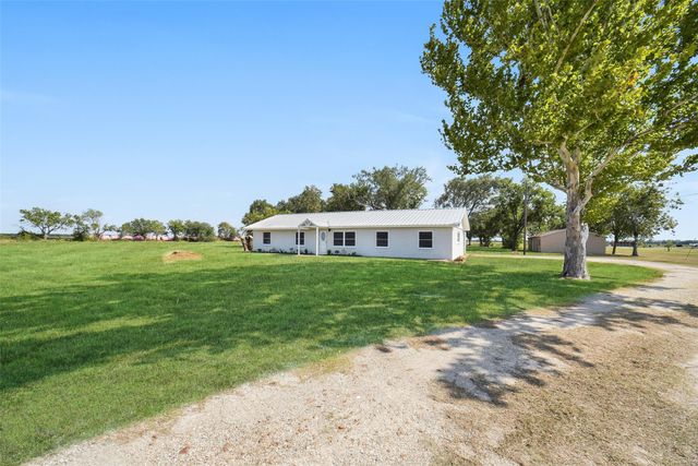 2265 County Road 312, Louise, TX 77455