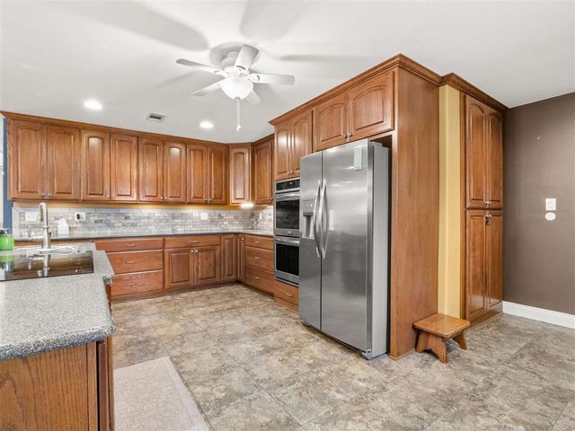 1080 Pecan Avenue, Deridder, LA 70634