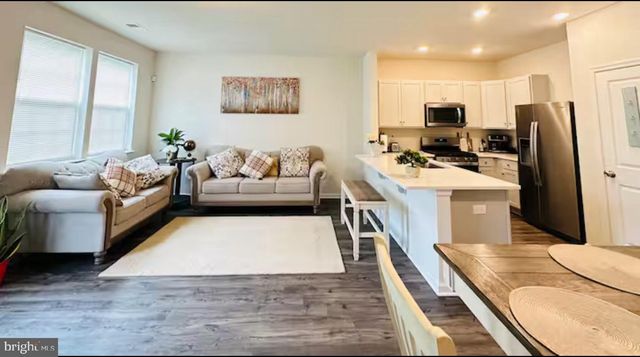 166 SICKLER CT, Sicklerville, NJ 08081