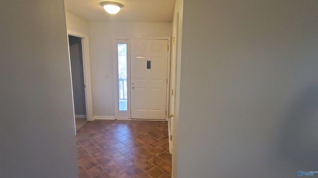 2090 Greenwood Place, Huntsville, AL 35802