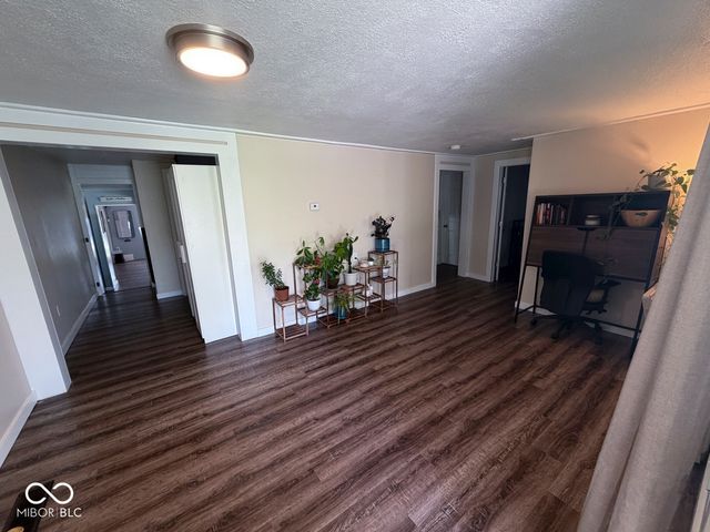 5537 N Clover Bush Drive, Fairland, IN 46126