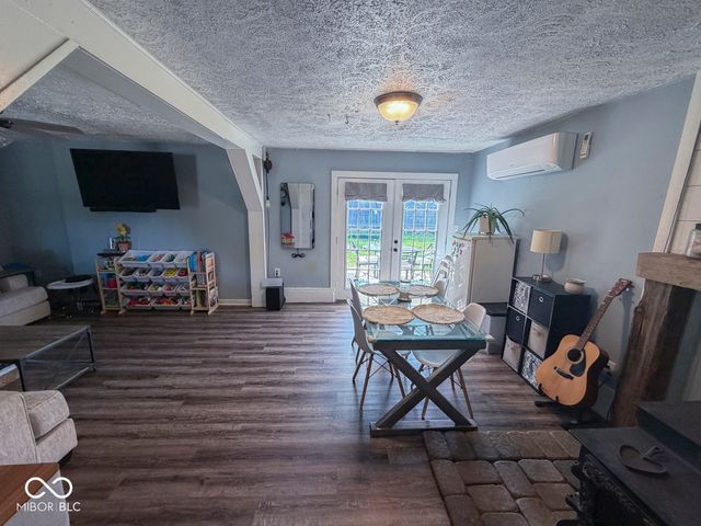 5537 N Clover Bush Drive, Fairland, IN 46126