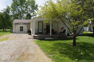 5537 N Clover Bush Drive, Fairland, IN 46126