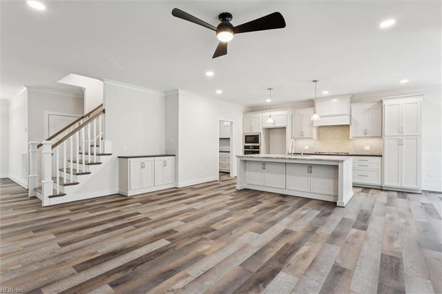 100 Tequesta Trl, Yorktown, VA 23693