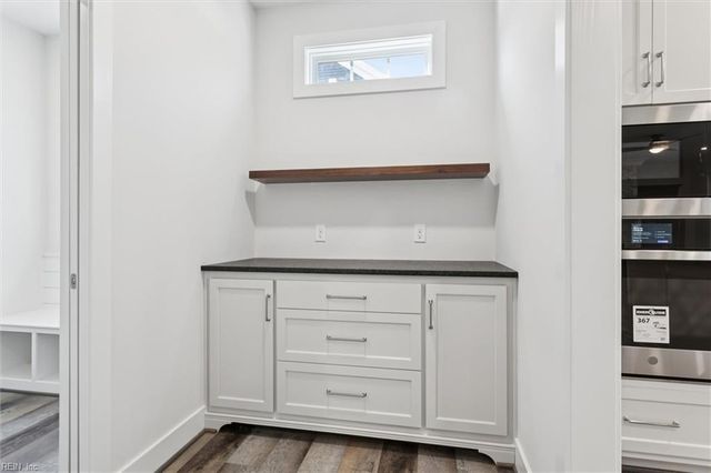 100 Tequesta Trl, Yorktown, VA 23693