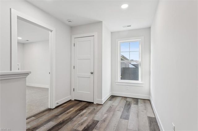 100 Tequesta Trl, Yorktown, VA 23693