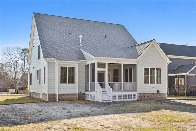 100 Tequesta Trl, Yorktown, VA 23693