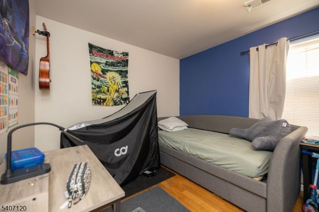 310 1St Ave, Elizabeth City, NJ 07206