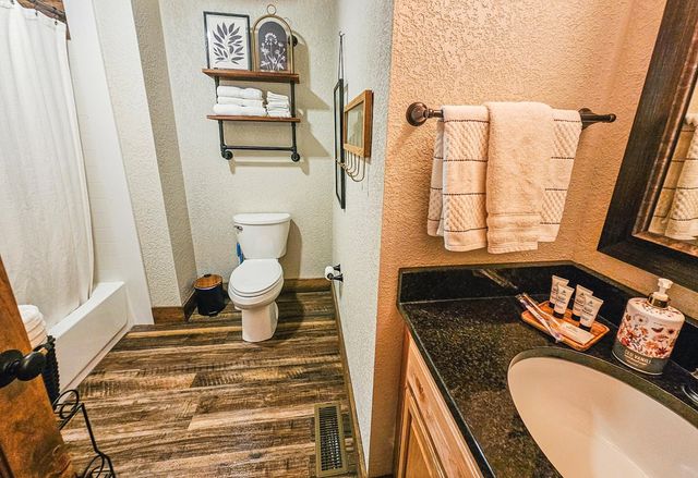 210 Hedden Road, Murphy, NC 28906