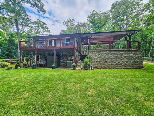 210 Hedden Road, Murphy, NC 28906