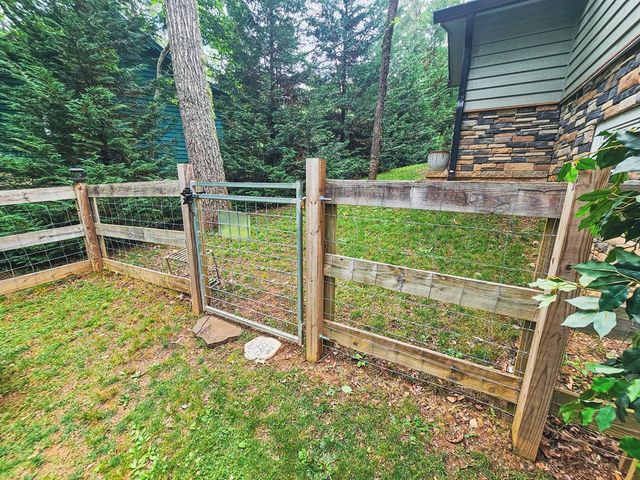 210 Hedden Road, Murphy, NC 28906