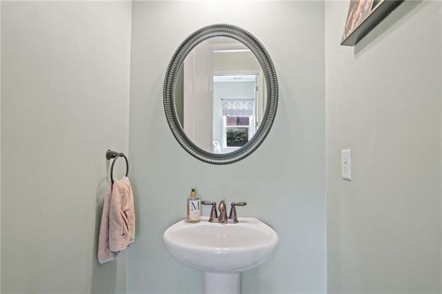 390 Scott Farm Drive, Powder Springs, GA 30127