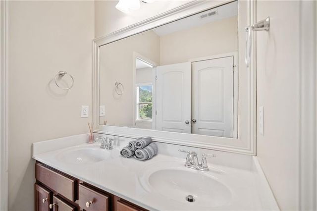 390 Scott Farm Drive, Powder Springs, GA 30127
