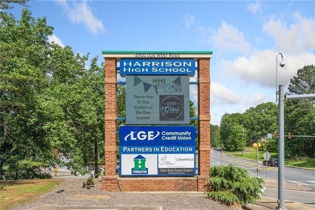 390 Scott Farm Drive, Powder Springs, GA 30127