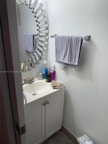 2608 W 54th Pl 203, Hialeah, FL 33016