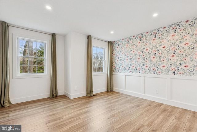 227 AUTUMN DR, Exton, PA 19341