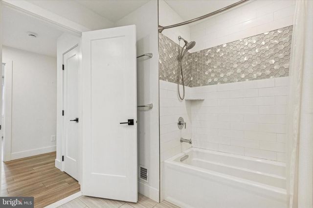 227 AUTUMN DR, Exton, PA 19341