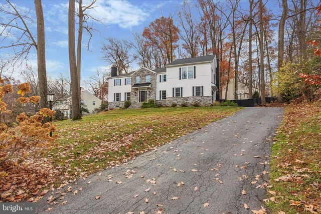 227 AUTUMN DR, Exton, PA 19341