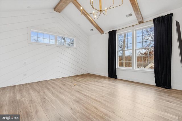 227 AUTUMN DR, Exton, PA 19341