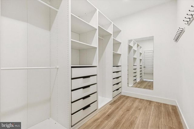 227 AUTUMN DR, Exton, PA 19341